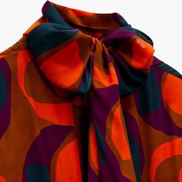 Geometric Print Dress - L - Picture 9 of 9